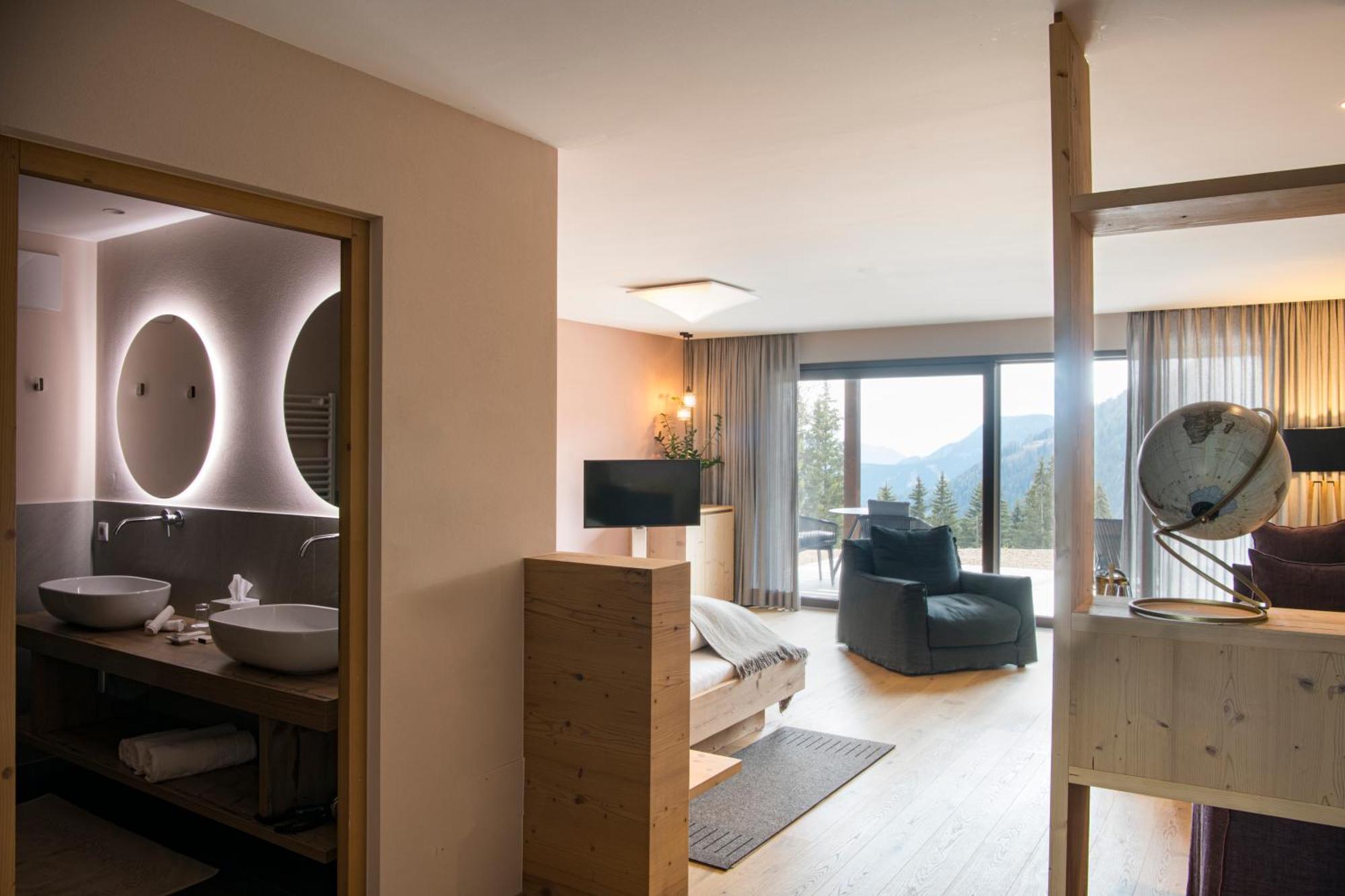 Terra - The Magic Place Relais & Châteaux Sarentino Ngoại thất bức ảnh