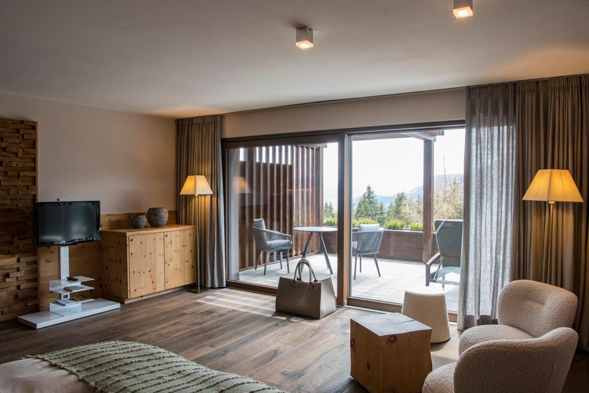Terra - The Magic Place Relais & Châteaux Sarentino Ngoại thất bức ảnh